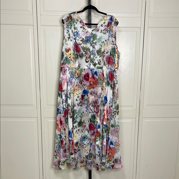 Danny and Nicole Women’s Faux Wrap Floral Sheath Garden Dress Plus Size 24W - Picture 1 of 14